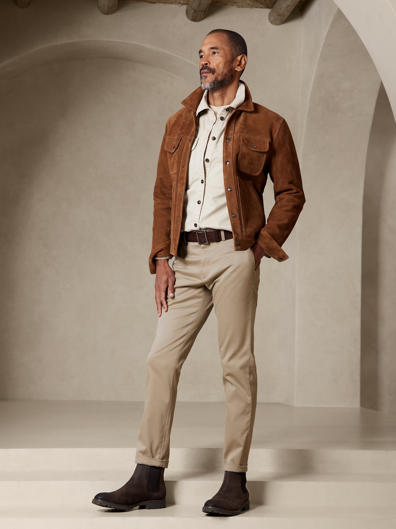 Chino Pants for Men: Style Tips & Outfit Ideas
